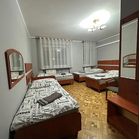 Airport Aparthotel Nowy Dwór Mazowiecki