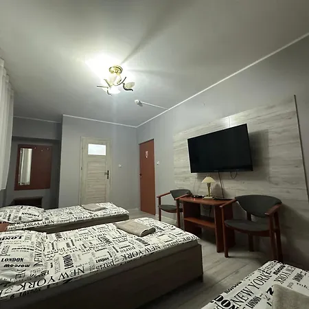Airport Aparthotel 3*